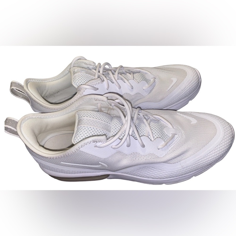 Nike Air Max y Fabric Low Top Lace Up Running, Grey, Size US10